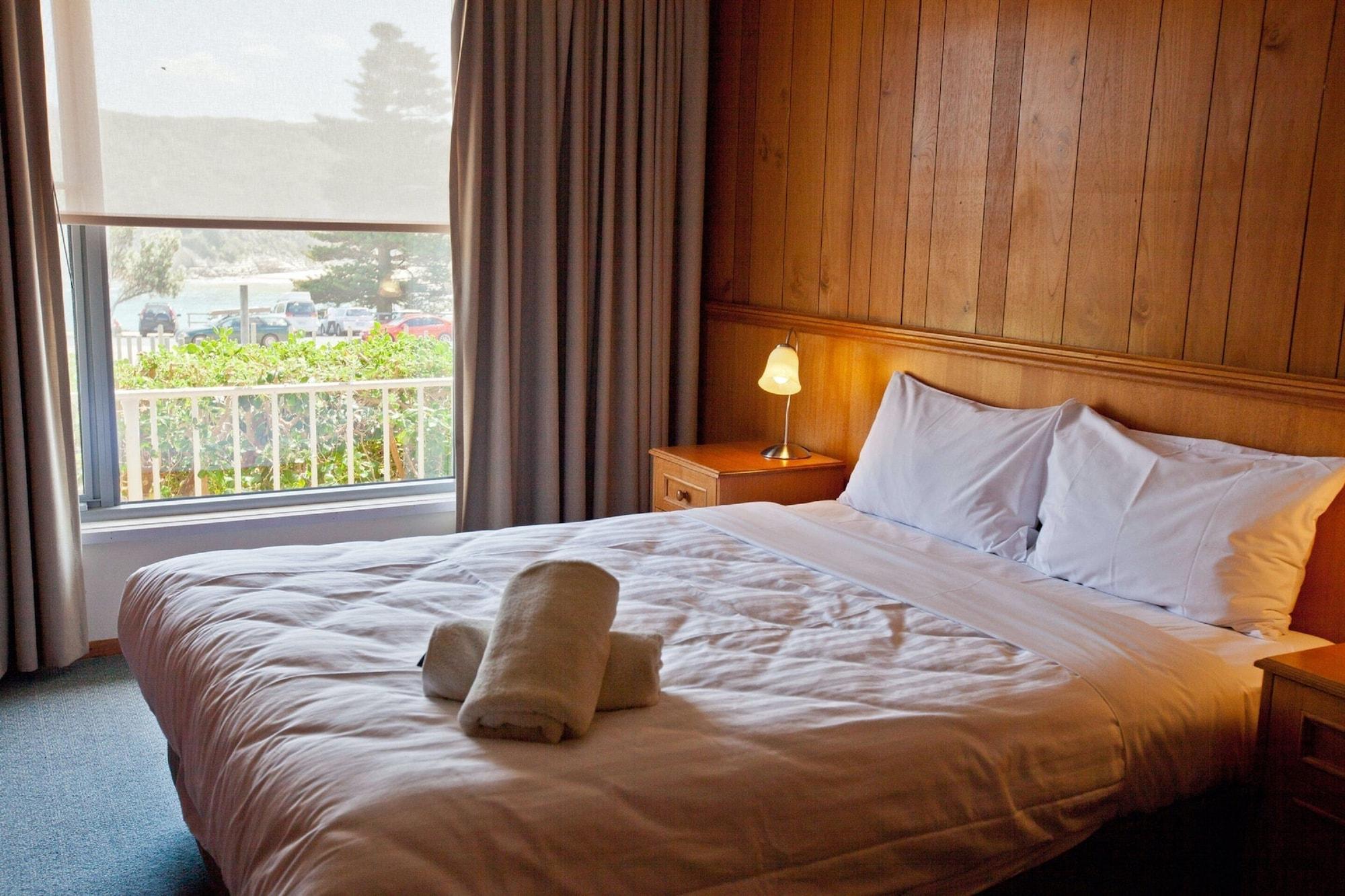 Southern Ocean Motor Inn Port Campbell Bagian luar foto