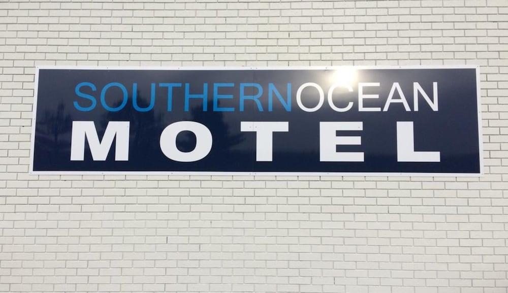 Southern Ocean Motor Inn Port Campbell Bagian luar foto
