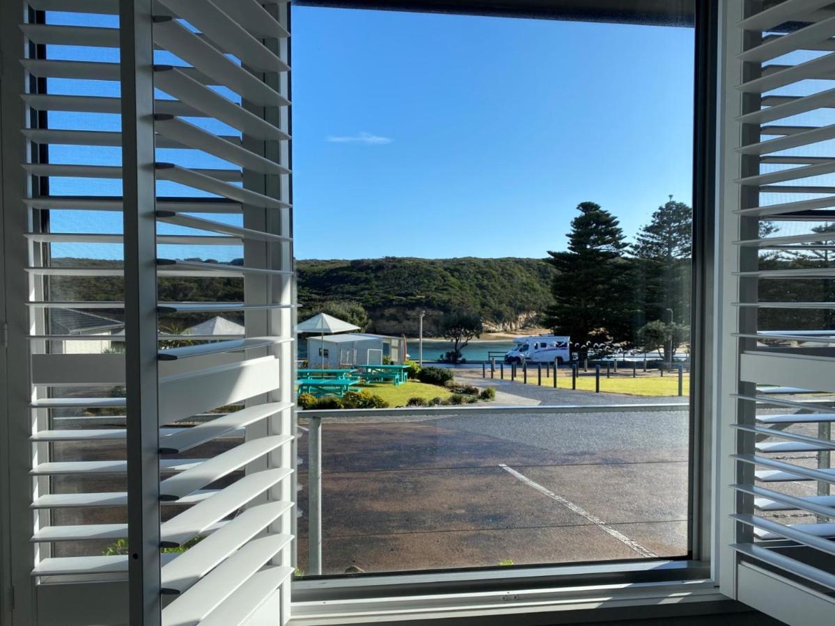 Southern Ocean Motor Inn Port Campbell Bagian luar foto