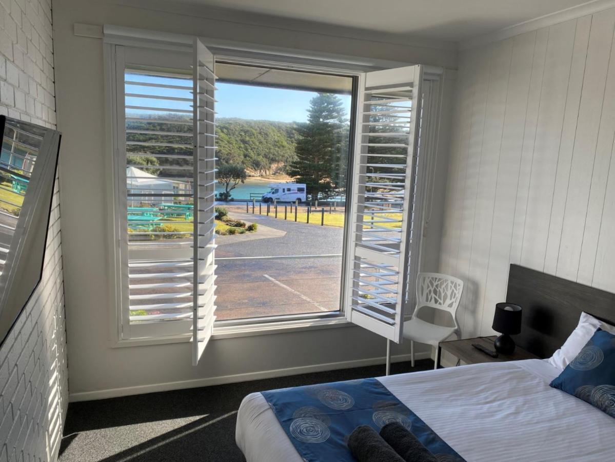 Southern Ocean Motor Inn Port Campbell Bagian luar foto
