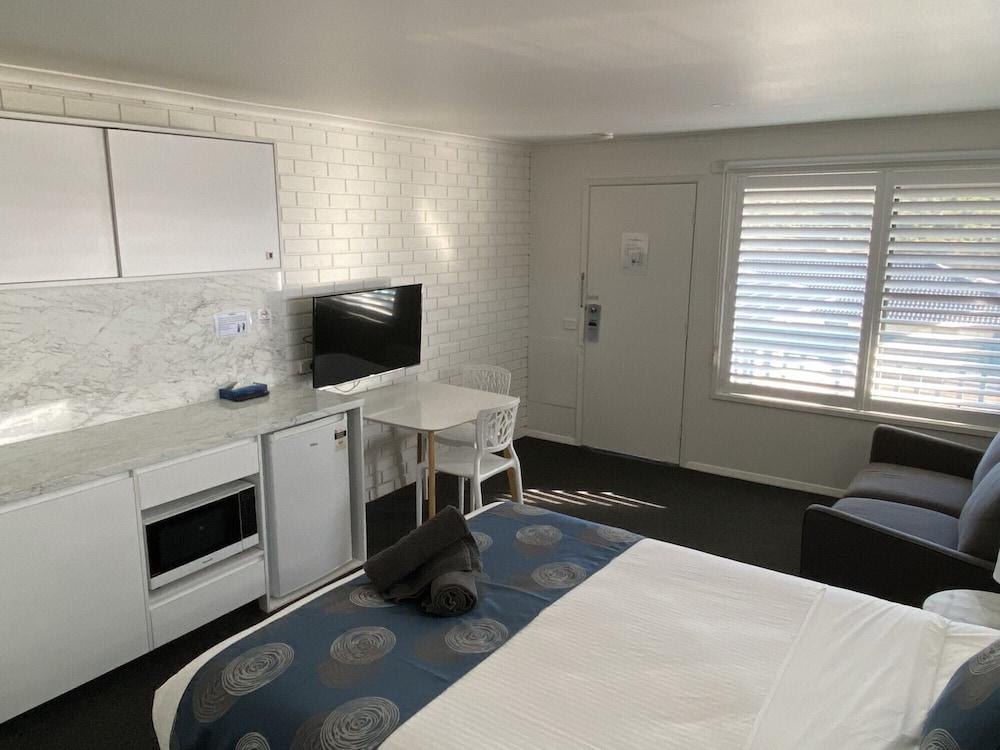 Southern Ocean Motor Inn Port Campbell Bagian luar foto