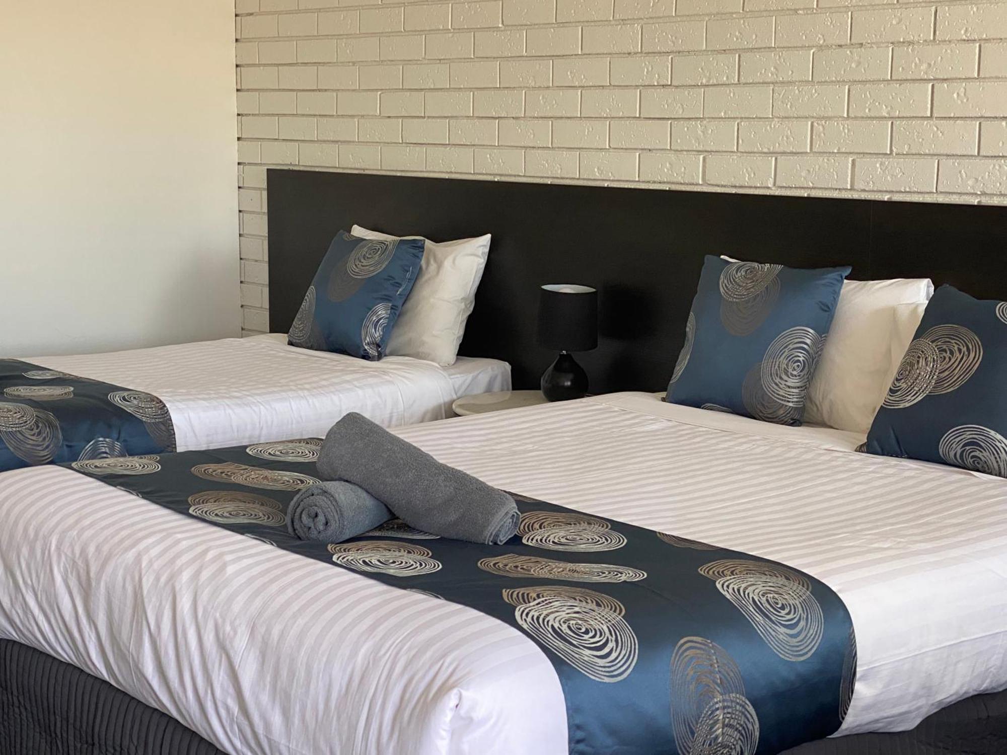 Southern Ocean Motor Inn Port Campbell Bagian luar foto