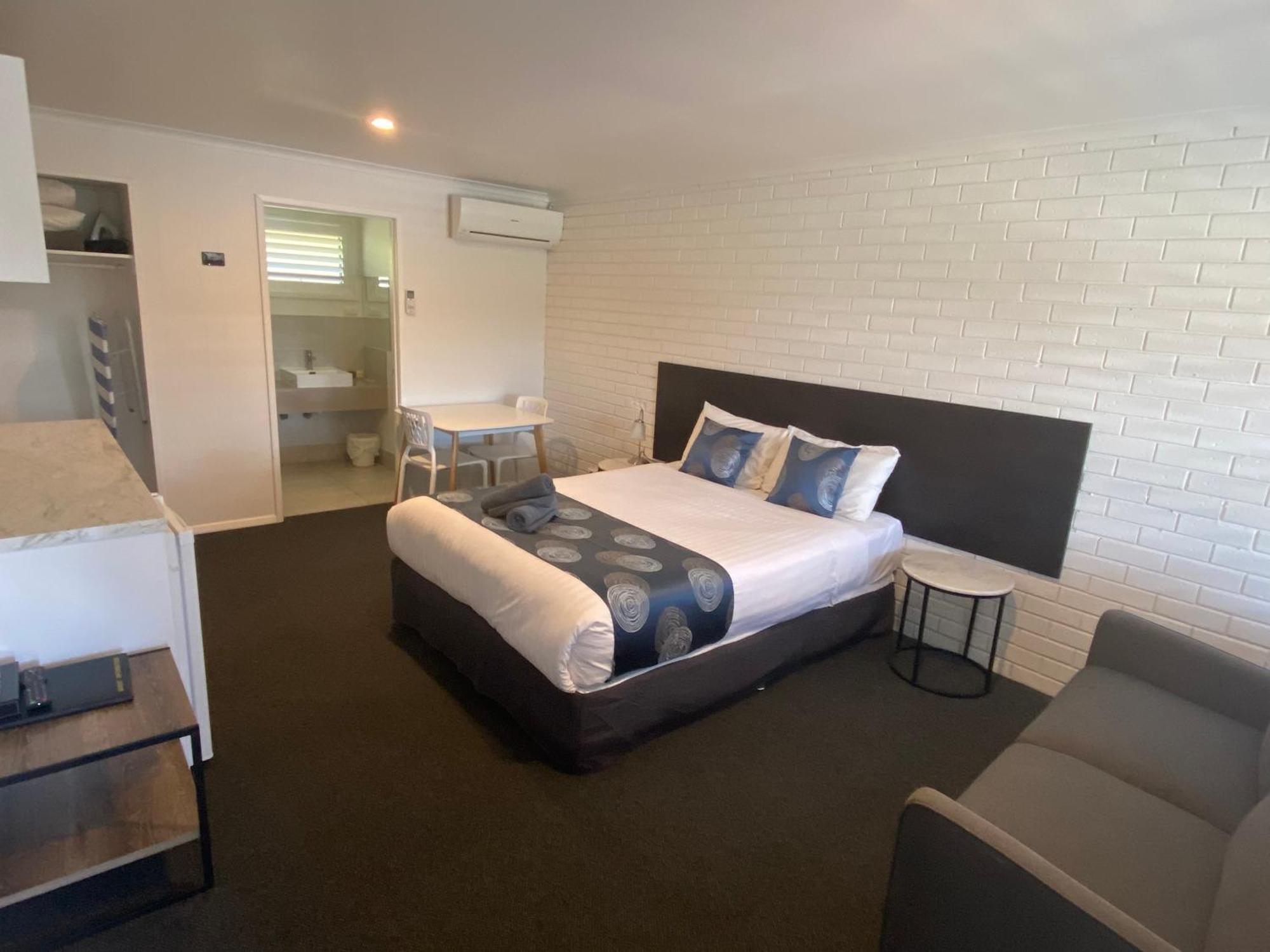 Southern Ocean Motor Inn Port Campbell Bagian luar foto